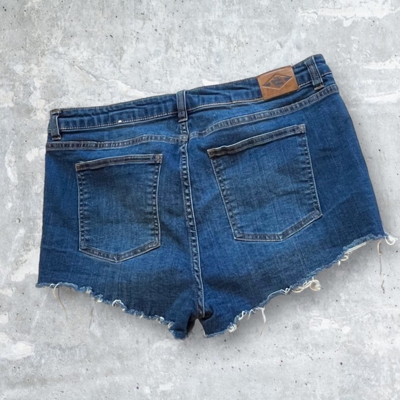 Wild Blue Button Fly, Distressed Denim Shorts - Picture 6 of 13